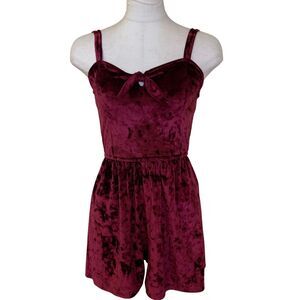 Hollister Burgundy Velvet Romper Size S Party / Holiday Outfit